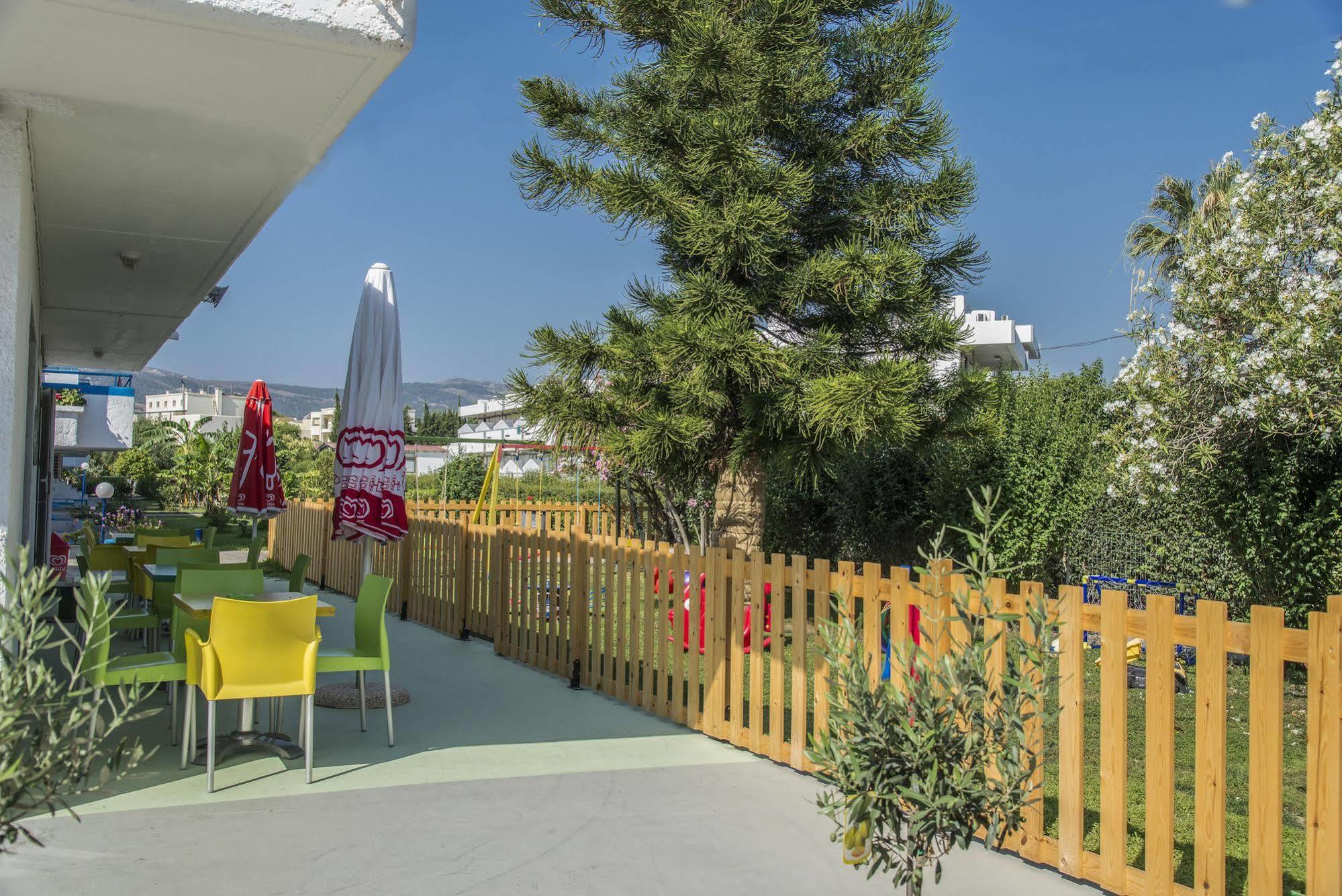 Yiannis Yard & Aparthotel Kos-stad